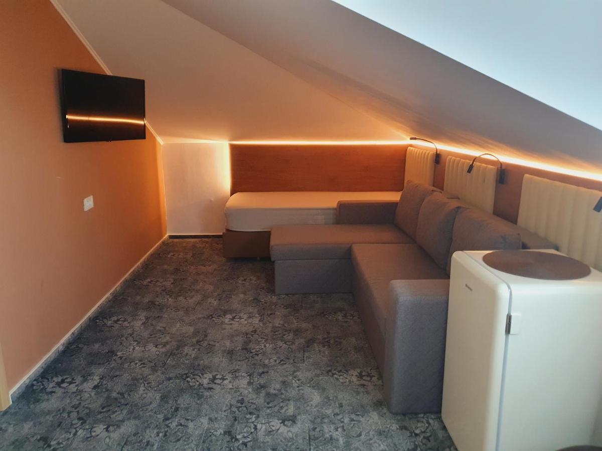 Stay Inn Rediu Valea Lupului  외부 사진