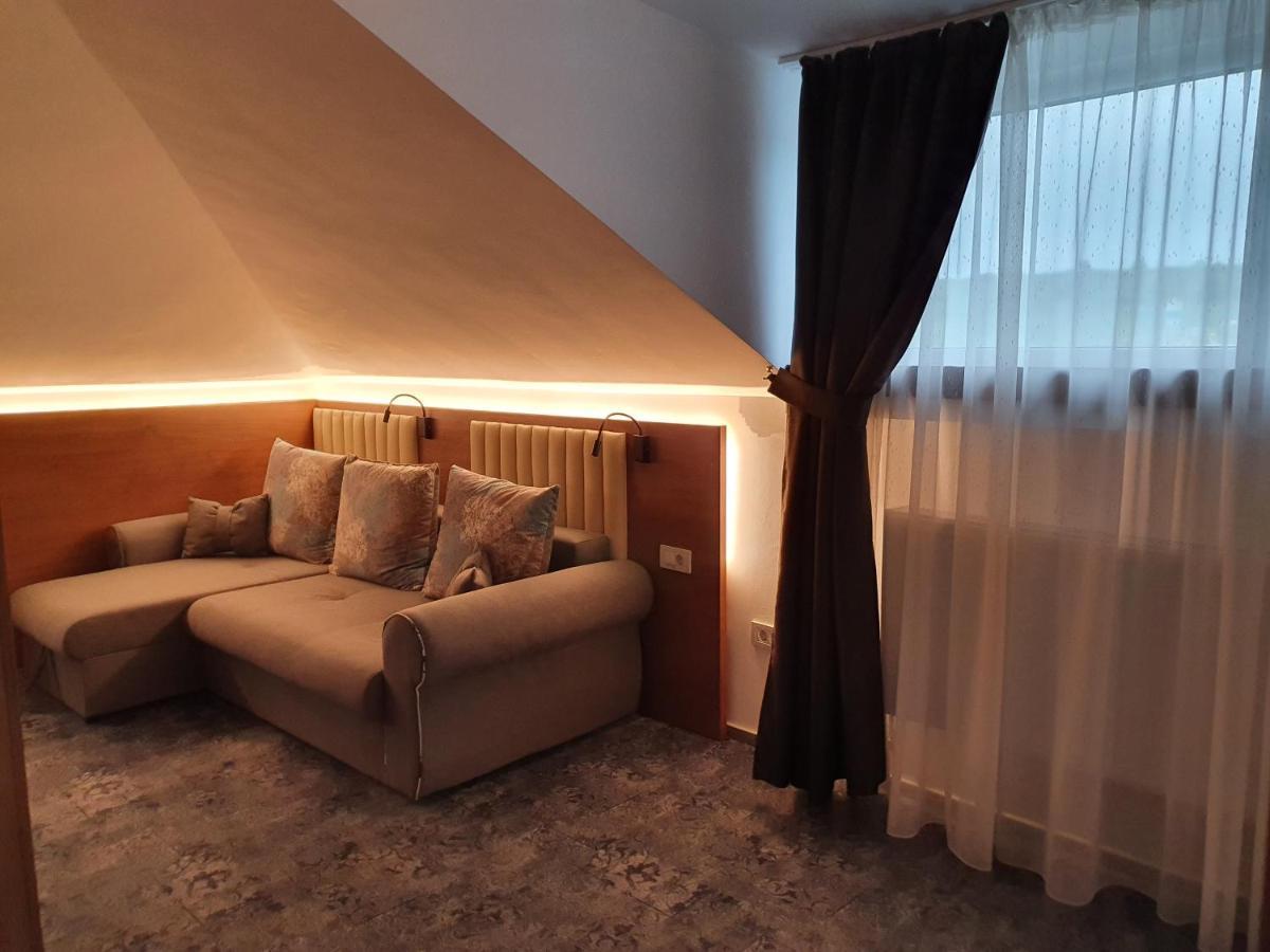 Stay Inn Rediu Valea Lupului  외부 사진