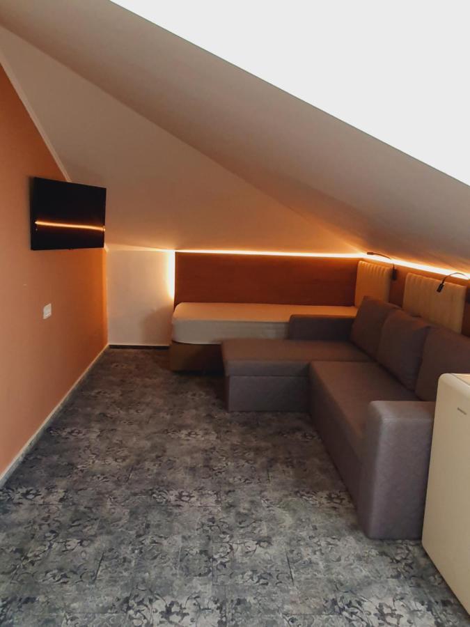 Stay Inn Rediu Valea Lupului  외부 사진